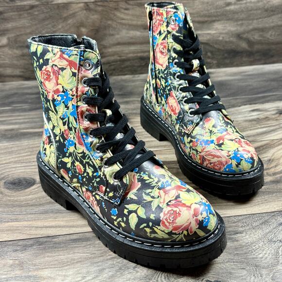 NIB Sugar Kaedy Black Vintage Floral Combat Boots Booties 7M - Picture 3 of 11